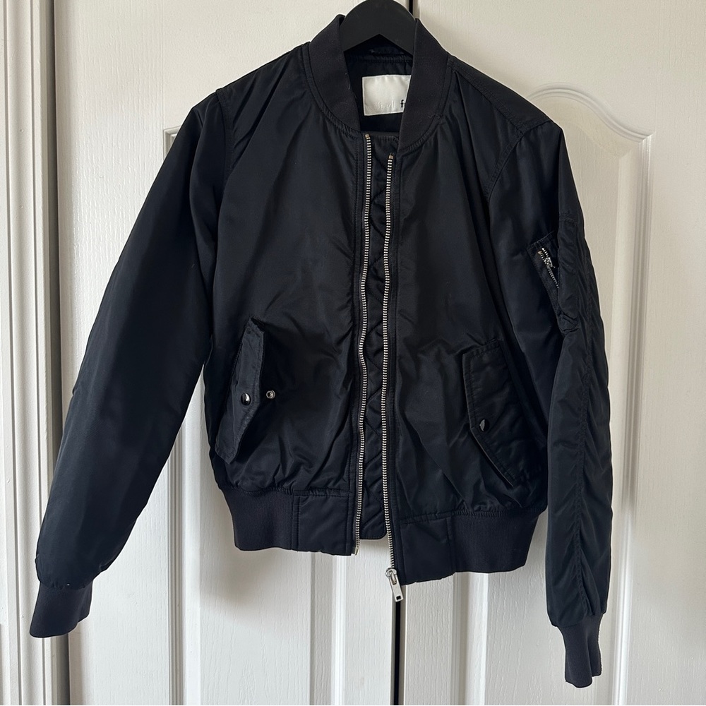 Aritzia wilfred free bomber jacket black